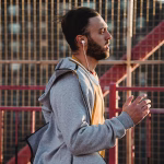 HOCO ES62- ecouteur sans fil colier Pretty neck-hang bluetooth 5,3 -performance exceptionnelle et style raffiné. – Image 4