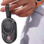 HOCO CW60 Whale Watch tenu à la main, design compact et léger Algérie