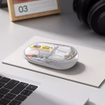 Souris HOCO GM35 General utilisée sur un ordinateur portable – ergonomie et design professionnel